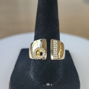 Pretty Bird Jewelry Yellow Gold Plated Adjustable Ring with Crystal Accents